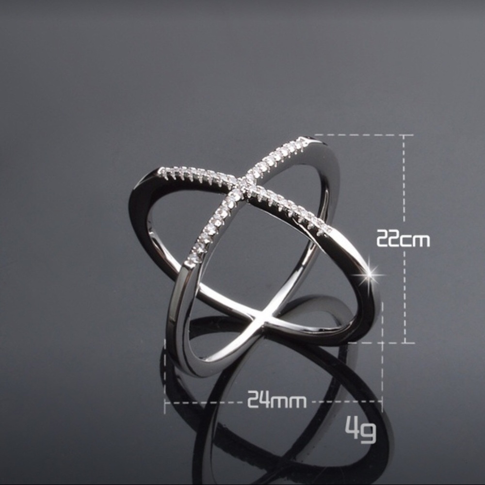 SILVER CRISSCROSSED RING - Picture 4 of 4
